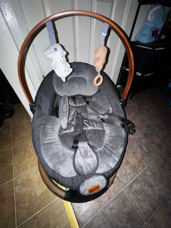Baby swing