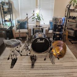 Pearl World Series 5 Pc Drum set Complete With Cymbals Stands Throne Hi Hat Double Bass Pedals 