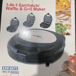 3-In-1 sandwich/waffle & grill maker