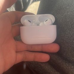 AirPod Pro 2 & Beats Headphones