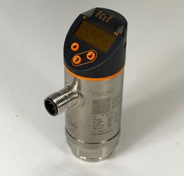 IFM PN2297 Pressure Sensor with Built-In Digital Display Range -0.7 To 14.5 PSI