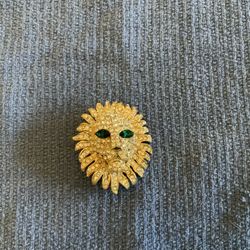 Lion Jeweled Brooch 