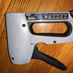 Staple Gun