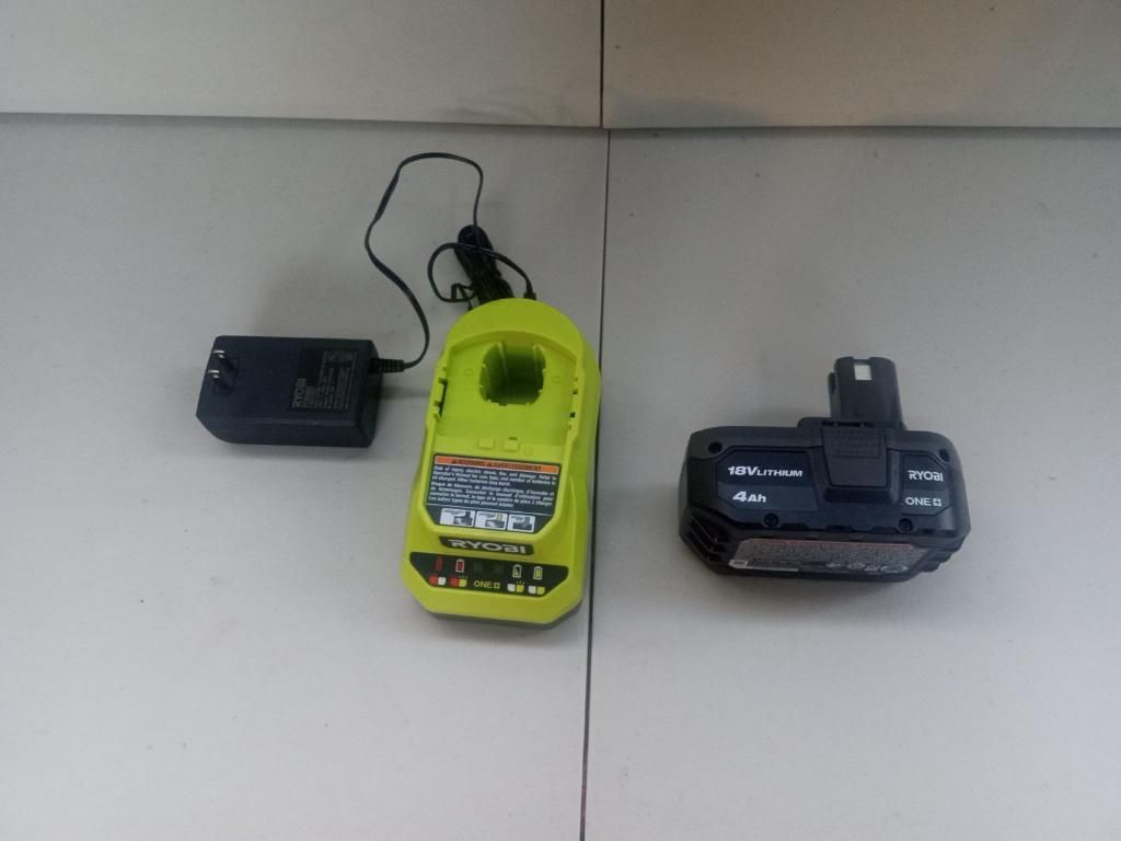 RYOBI M18 Barrer y 18v +Charger Loop