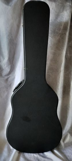 Road Runner hard shell dreadnought acoustic guitar case
