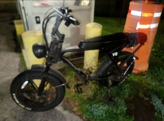 OUXIE V8 Electric bike.