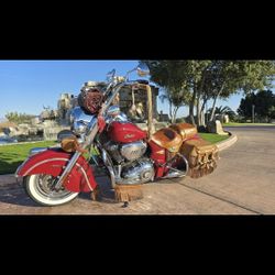 2014 Indian Chief Classic Whitewall Tires Spoke Rims Saddle Bags Navajo Red Paint Dull Exhaust Rinehart Bluetooth Kicker AMP 