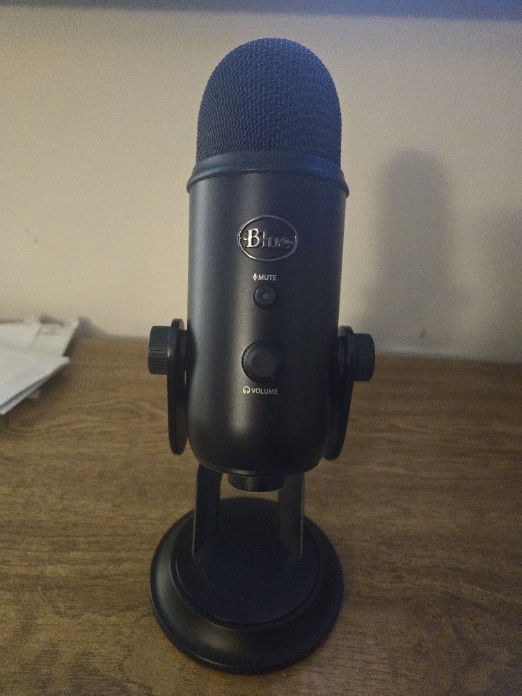 Blue Microphone Brand New
