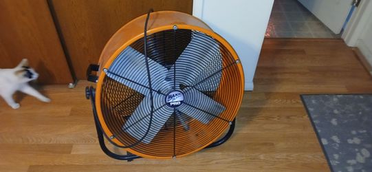 24 Inch Fan