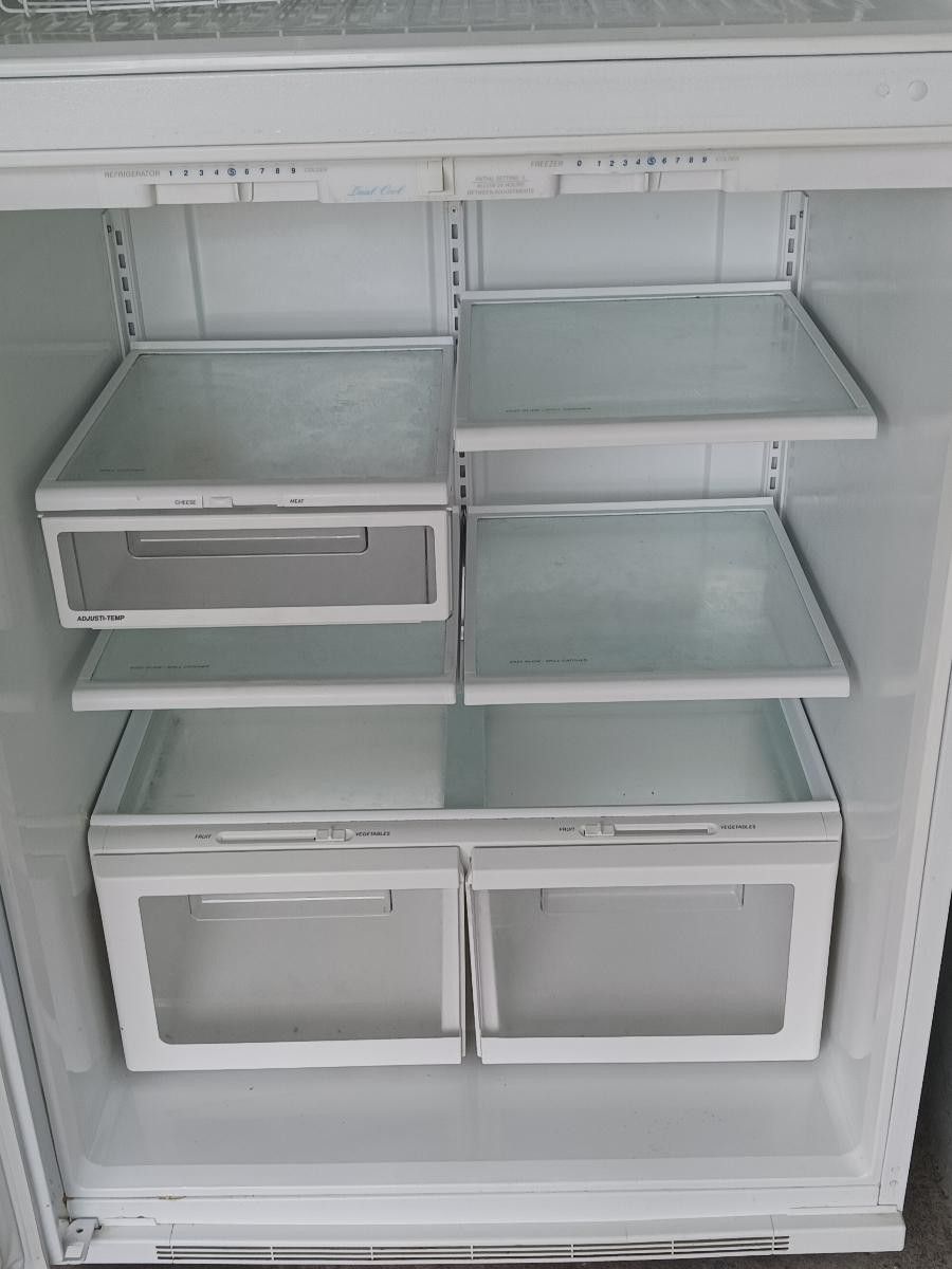 Maytag Plus Refrigerator for Sale in Lake Worth, FL OfferUp
