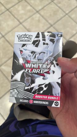 White flare Pokémon booster bundle