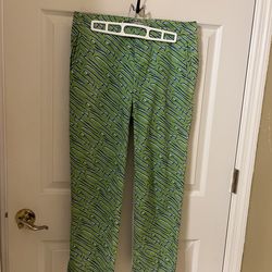 Lilly Pulitzer Green Cropped Pants Slacks Like New Fun Print Size 4