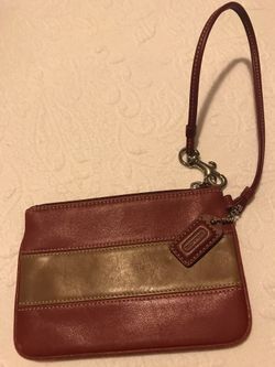 Coach authentic wristlet used once