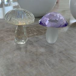 Mini Mushroom Figurines 