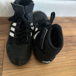Size 2 Wrestling Shoes