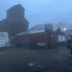 40FT High Cube Shipping Container *You Must Remove & Haul