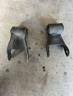 Shackles GMC/Chevy 99 And UP