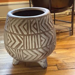 CB2 Geometric Carved Ceramic Planter | Tripod Feet