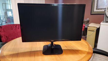 LG 24" Monitor