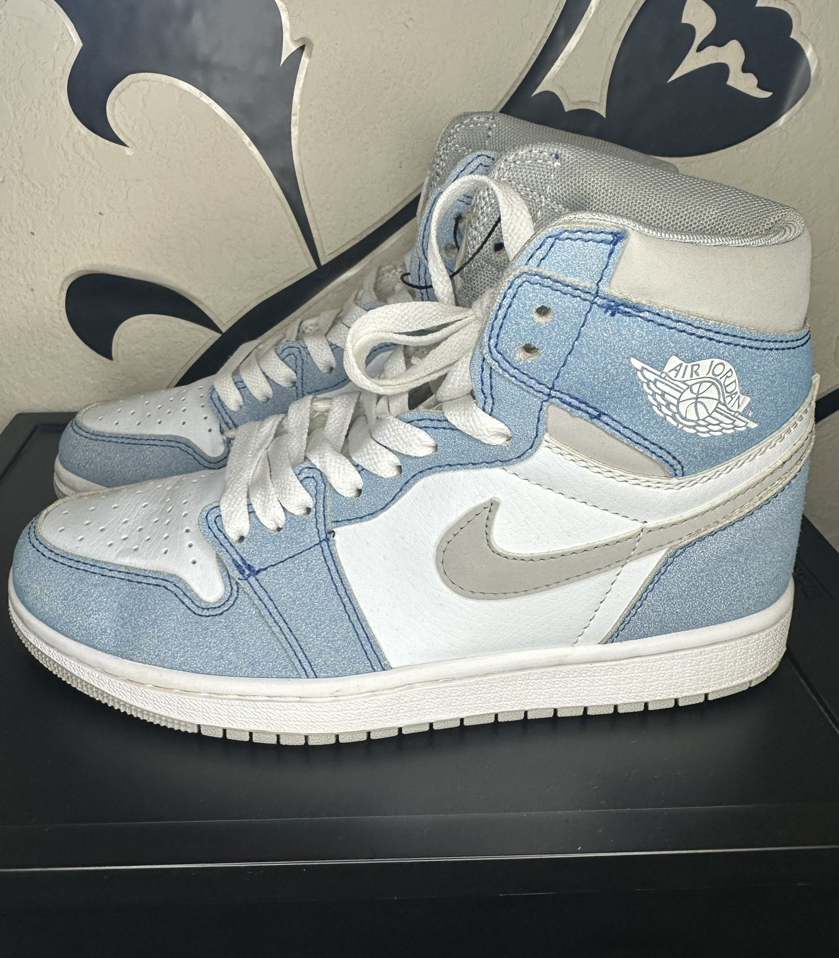 Jordan 1 Retro Hyper Royal Size7