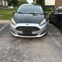 2014 Ford Fiesta 