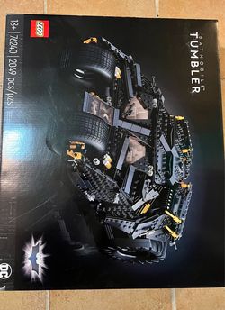 Lego 76240 Batmobile NEW OPEN BOX RETIRED