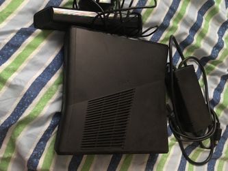 Xbox 360 with kinetic,games