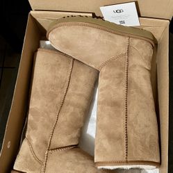 New UGG Women’s Classic Tall ll Chestnut Size 10 
