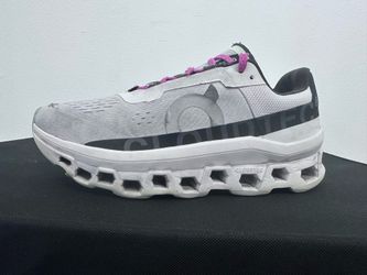 ON CLOUDMONSTER RUNNING SHOES SIZE: 8.5 MENS