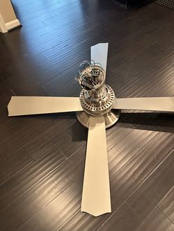 Ceiling Fan with Remote, Hunter