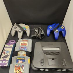 Nintendo 64 w/ 2 Controllers and 6 Games