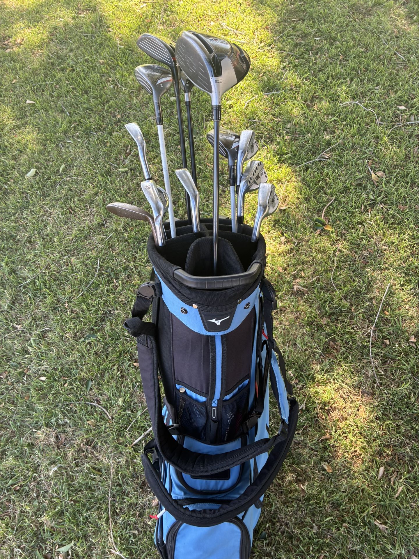 Left-handed golf set mezzo irons