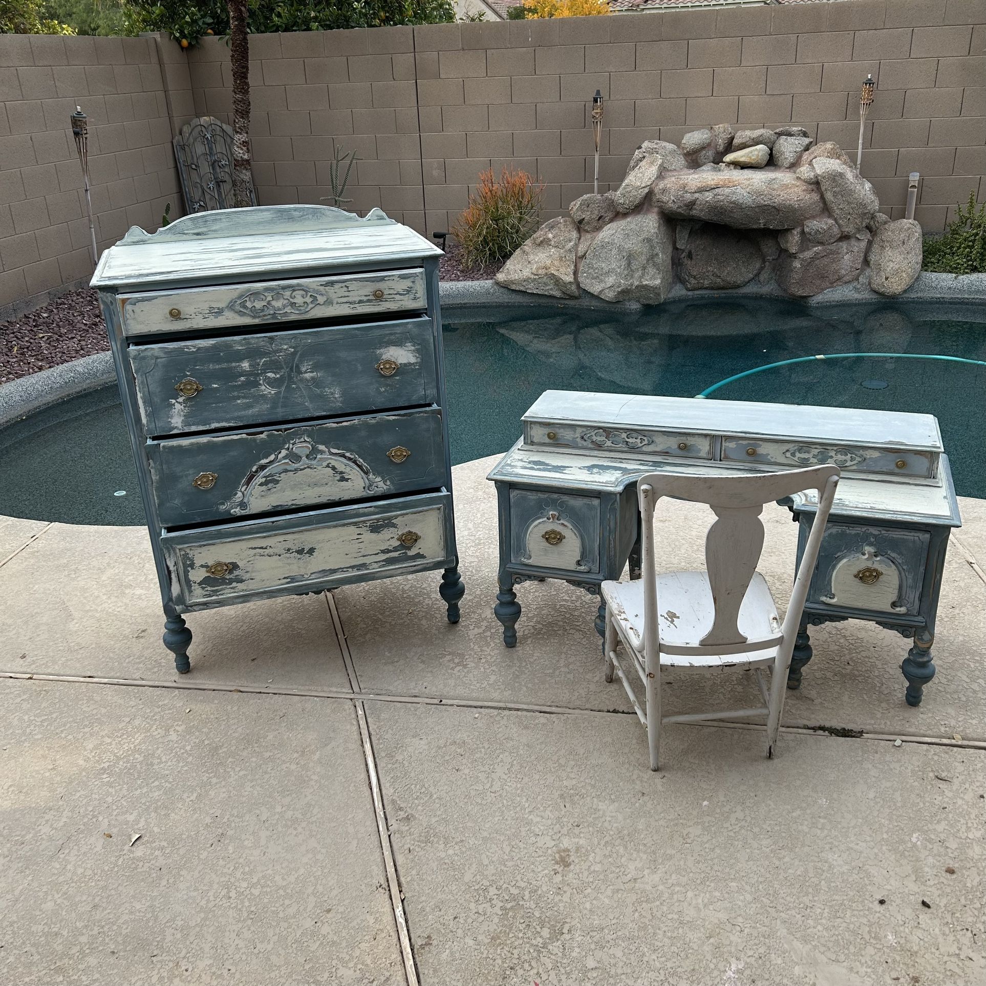 Antique dresser and vanity set