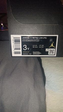 Jordan Retro 11s Gold & White (Ps size 3y)