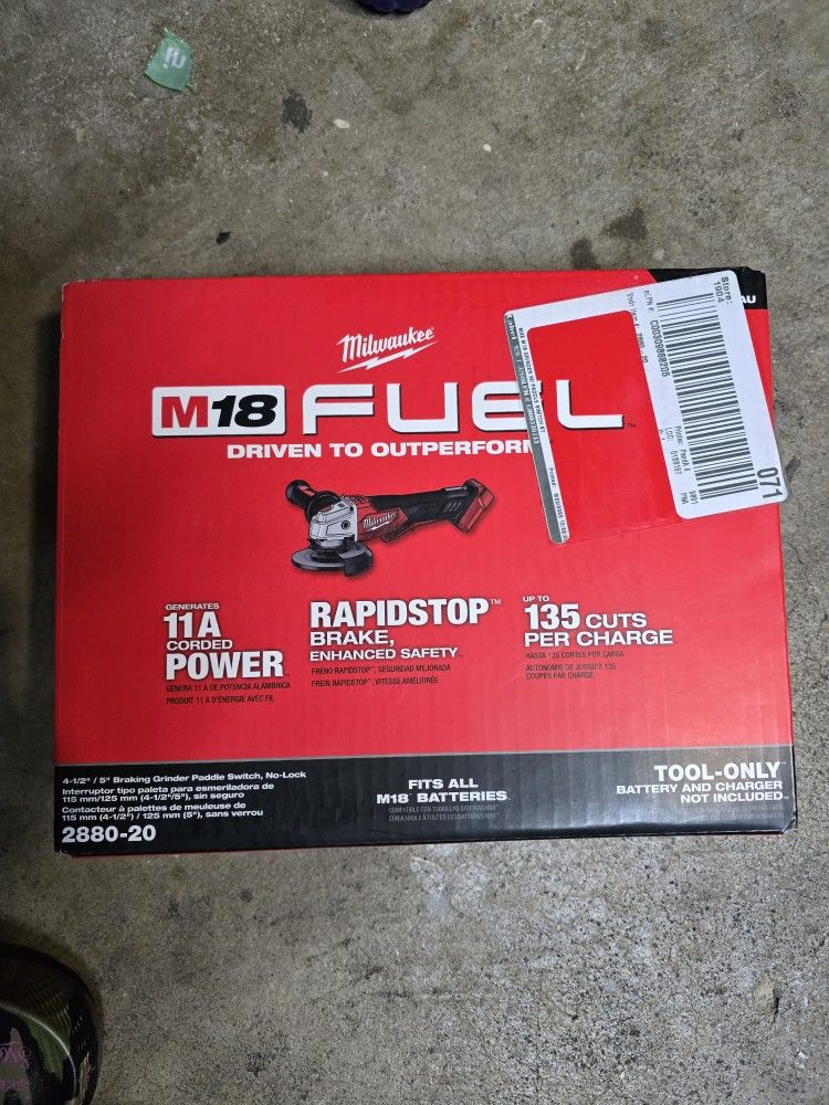 Milwaukee M18 Grinder 