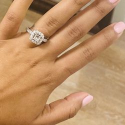 14K White Gold- Natural Diamond Ring 