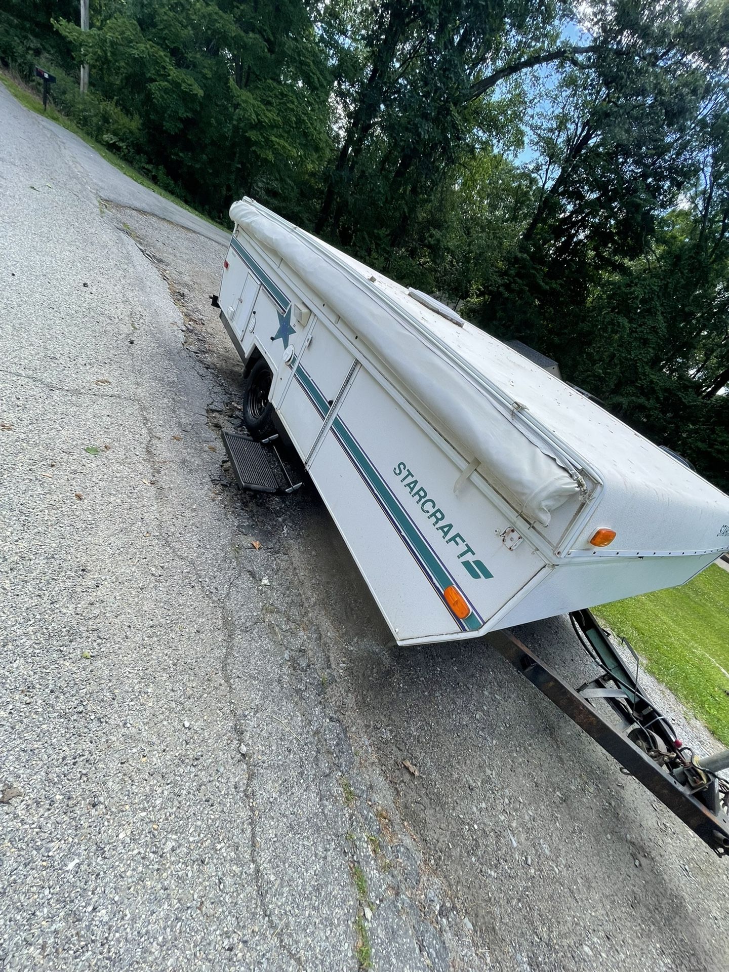 1995 StarCraft Pop up Camper