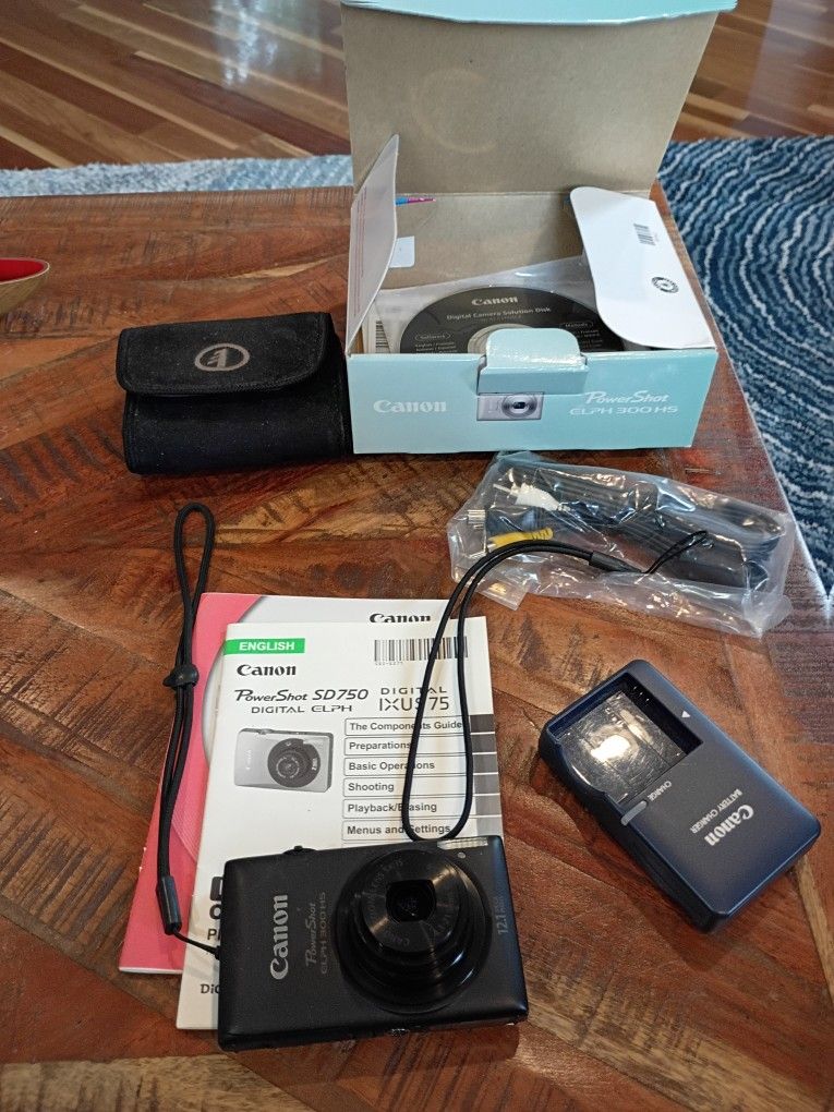 Canon Powershot Elph 300 Hs Digital Camera