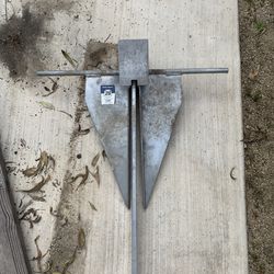 West Marine Traditional 26 Anchor