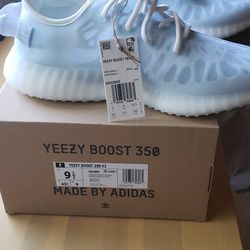 adidas Yeezy Boost 350 V2Â Mono Ice