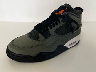 Jordan 4 X UNDEFEATED Retro