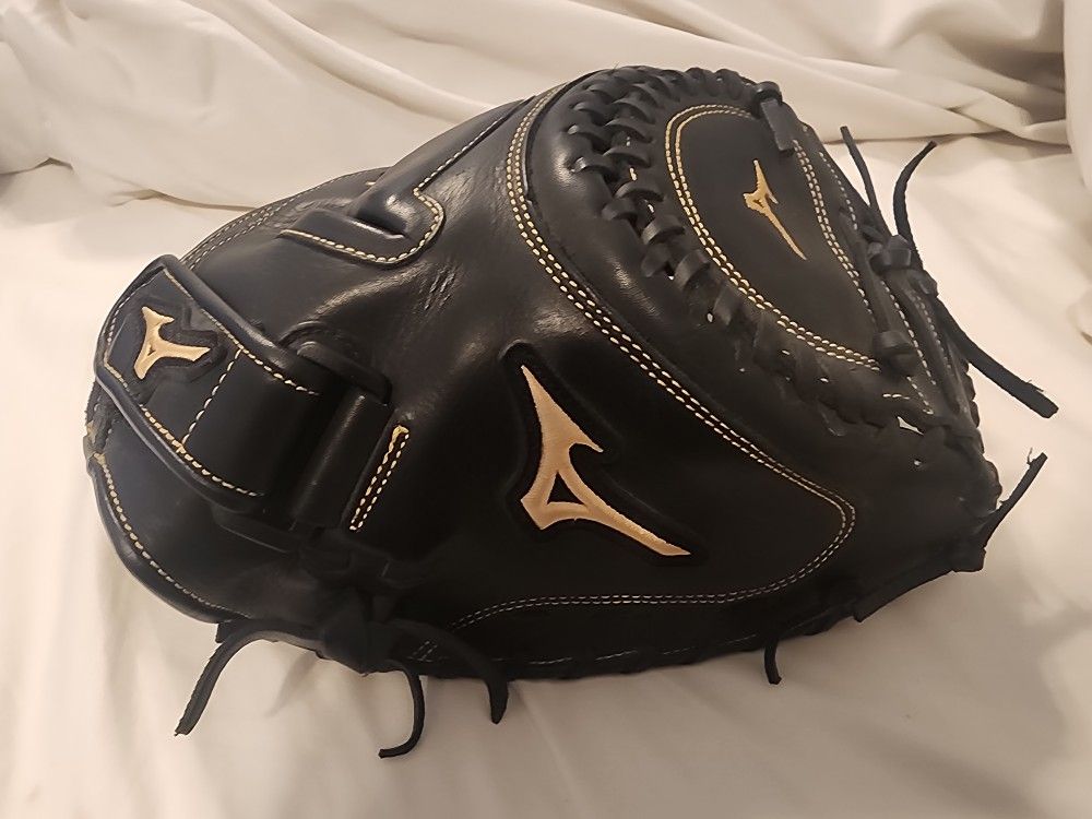 New Mizuno MVP Prime Fastpitch Softball Catchers Mitt 34"