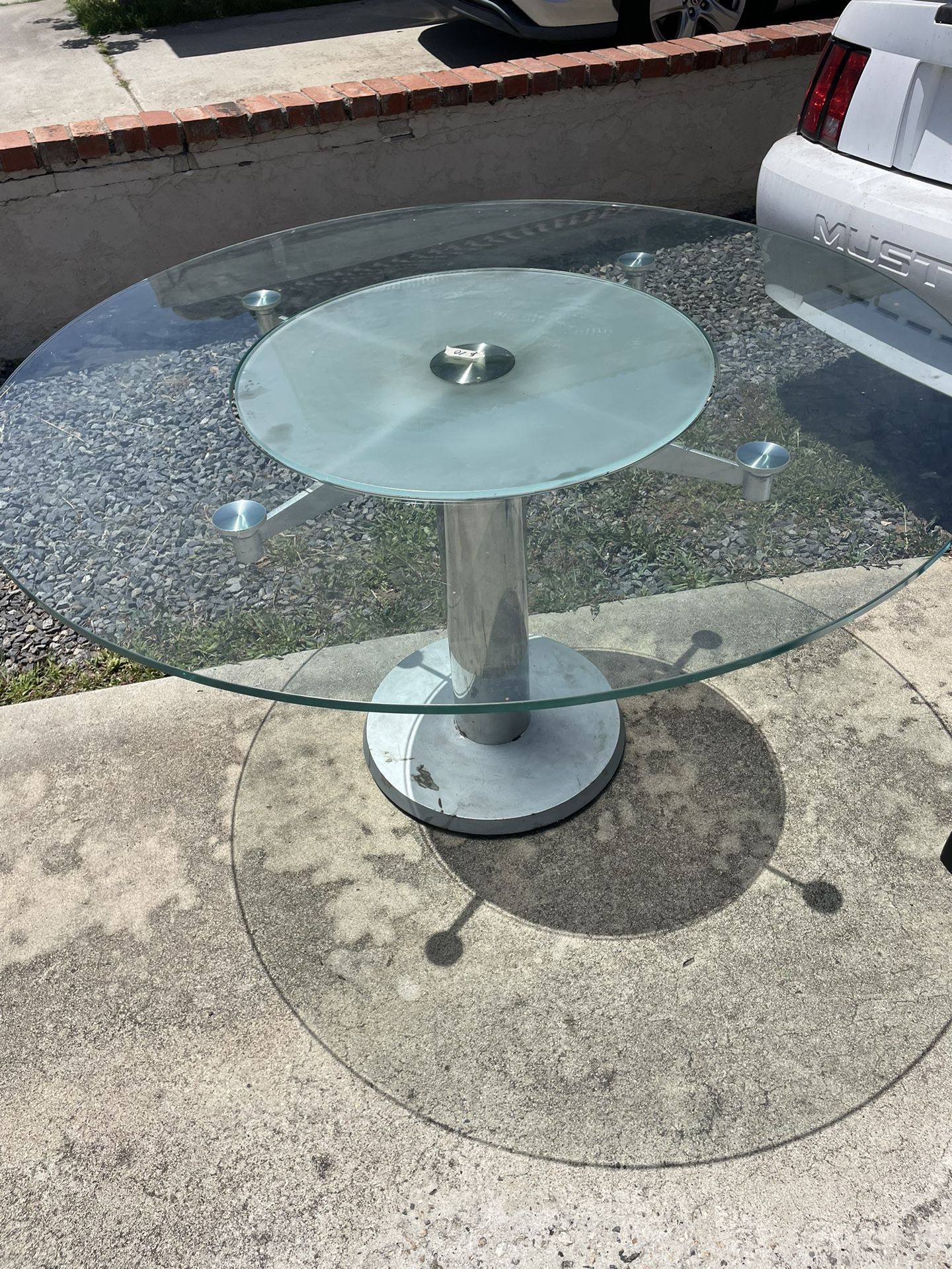 Selling Furniture 