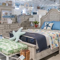 Solid Wood Queen Bedroom Set In Stock For Fast Delivery 