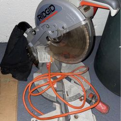 Ridgid 10” Compound Miter Saw