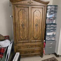 Armoire