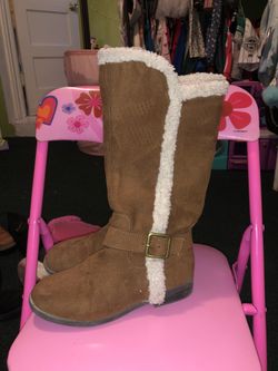Kid boots