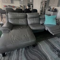 Light Grey Leather Sectional w/ Chaise & Recliner 