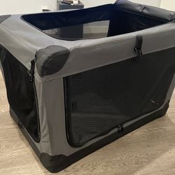 Indoor/outdoor 3 Door Portable Crate  For Pets