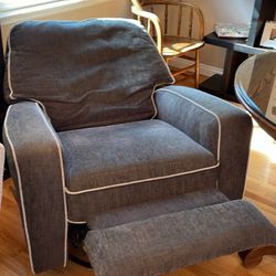 Glider/Recliner Chair